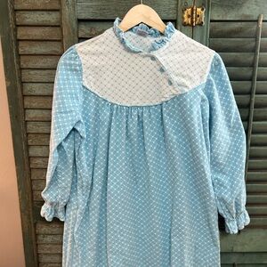 Vintage Jodie Arden nightgown long cotton flannel blue white medium
